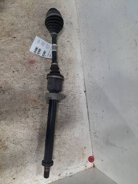 447-62620r Bmw Rh Passenger Side Axle/cv C/v Shaft 2018 X1 Sku#3897503