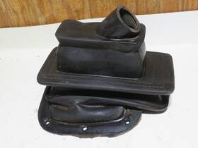 Chevrolet 14040558 1994 94 Chevy S10 Pickup Truck Rubber Shift Boot