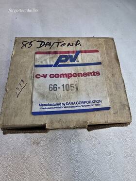 66-1051 Dana Corporation Dodge Daytona Cv Axle Boot