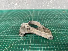 13368407 Gm 13-19 Cadillac Xts Intermediate Shaft Bracket Oem 13368407 Gm 13-19 Cadillac Xts Intermediate Shaft Bracket Oem