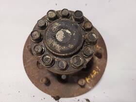 538.is1384 Isuzu Trooper 1984 Hub 1744544