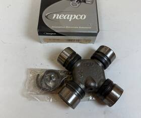 N2-3010 Neapco S44/3r Greasable U Joint