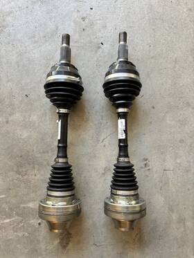 7l0.407.271.e Porsche E/7l0.407.271.e/7l0407271e 957 Cayenne Volkswagen Touareg Audi Q7 Cv Axles Oem Rebuilt Like New