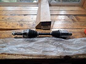 Gm-8359 Surtrack New Open Box Cadillac Ats 2013-2015 Awd Front Driver Left Cv Axle Shaft
