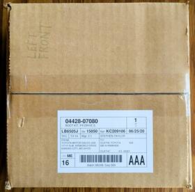 04428-07080 Toyota Genuine New Unopened Boot Kit For Front Drivers Side Part#