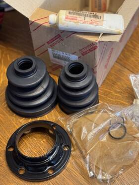 04438-20050 Toyota Nos Celica Cv Boot Kit