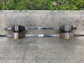 P30735275 Volvo 2005-2007 S40 V50 Awd Rear Cv Axles Pair